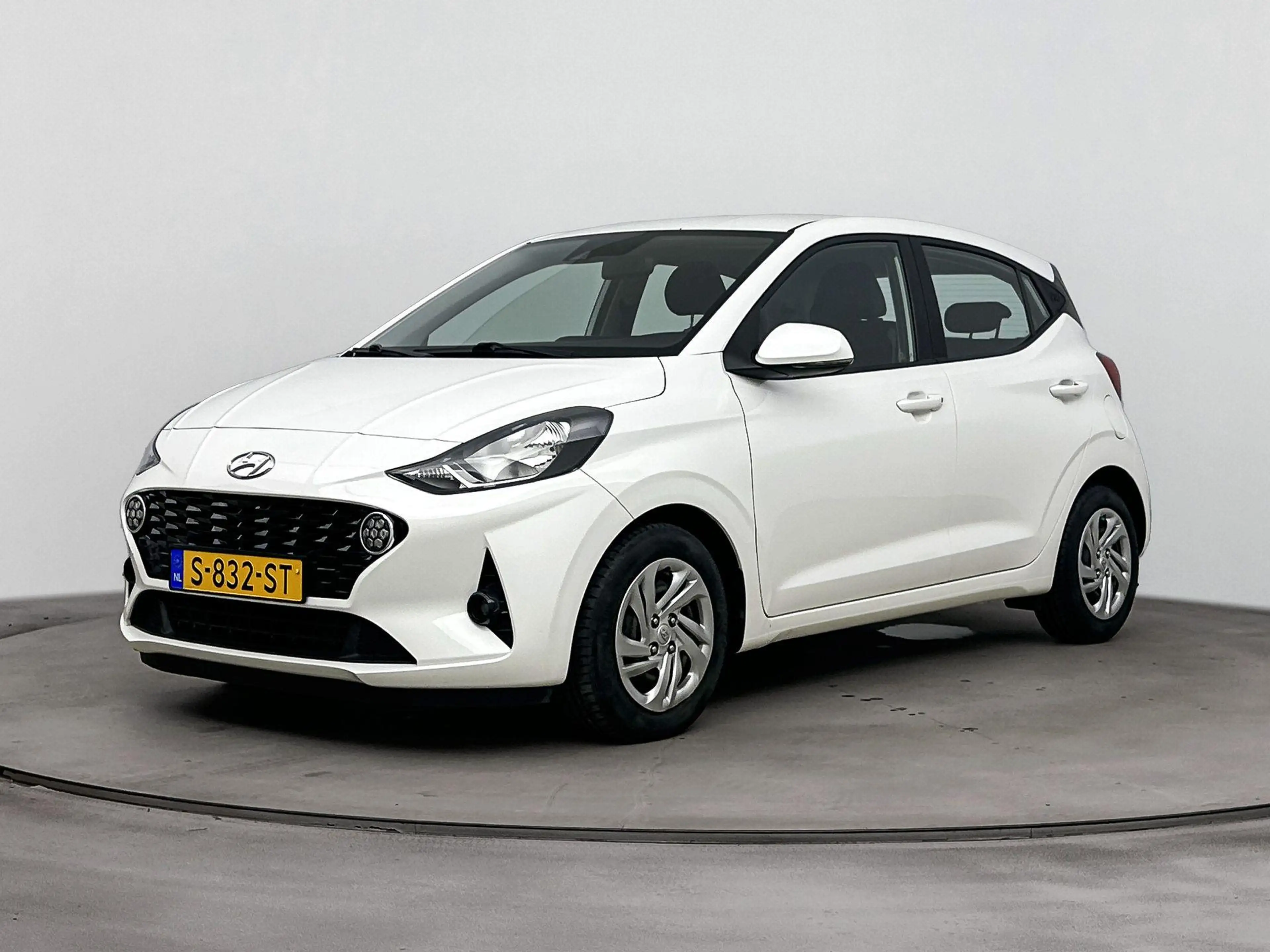 Hyundai i10 1.0 COMFORT | NAVI via APPLE CAR PLAY & ANDROID A — photo 7