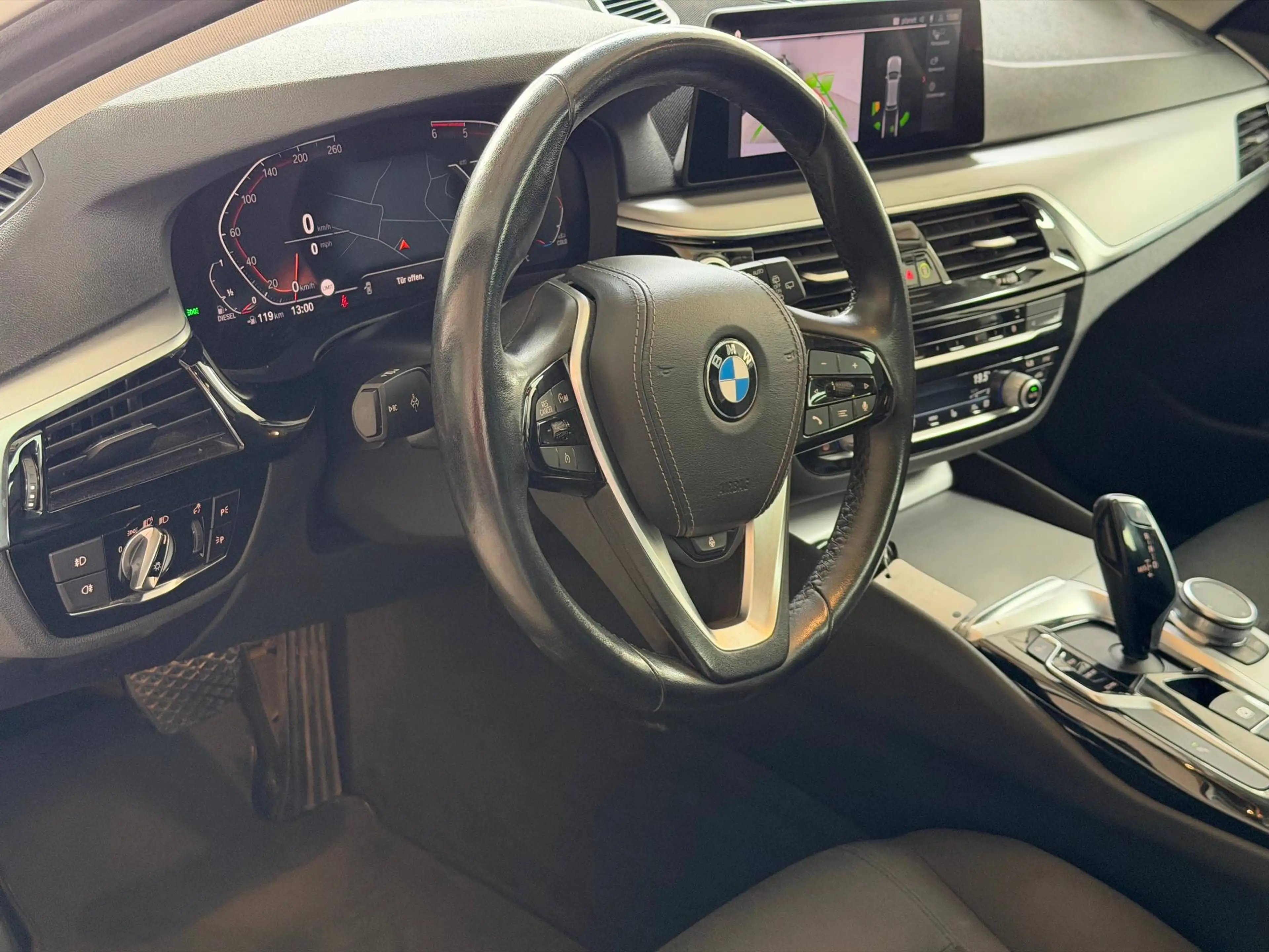 BMW 520 520 d Hybrid Virtual Panorama white metallic — photo 7