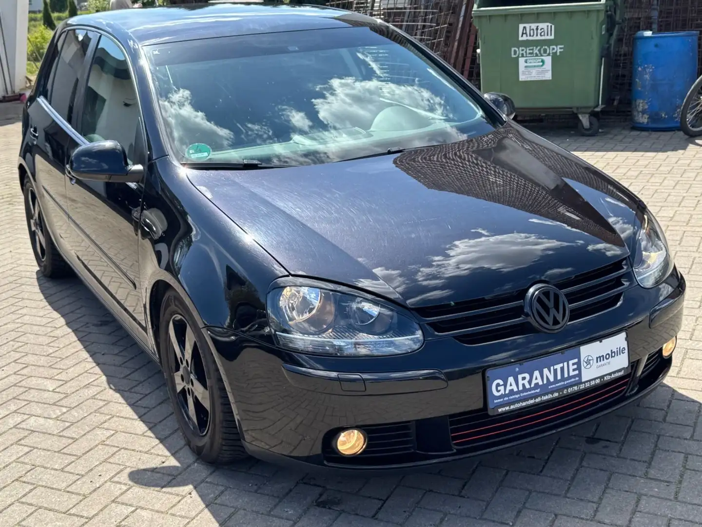 Volkswagen Golf V Lim. United 1,9 tdi Automatik Scheckehft Noir - 2