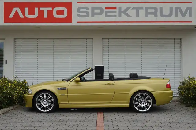 BMW M3 view 2