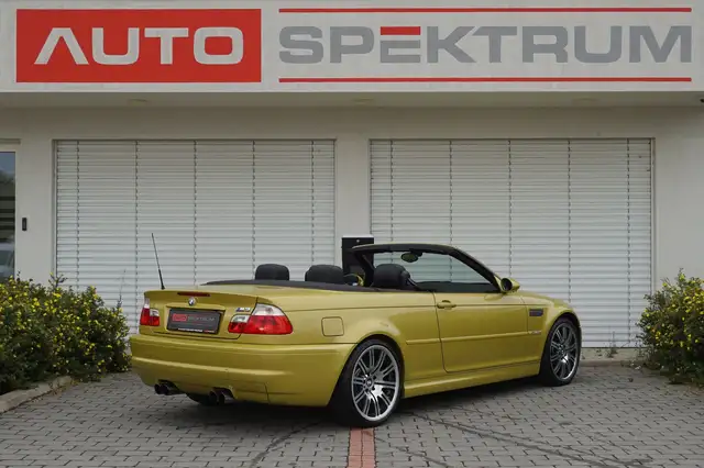 BMW M3 view 5