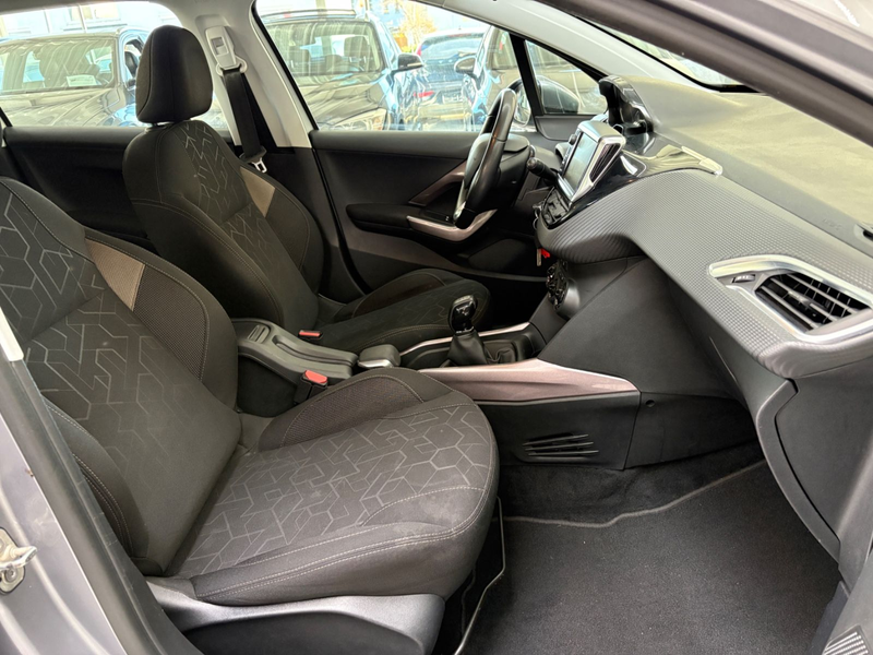 Peugeot 2008 Active 1.6 BlueHDi LED KLIMA — photo 15