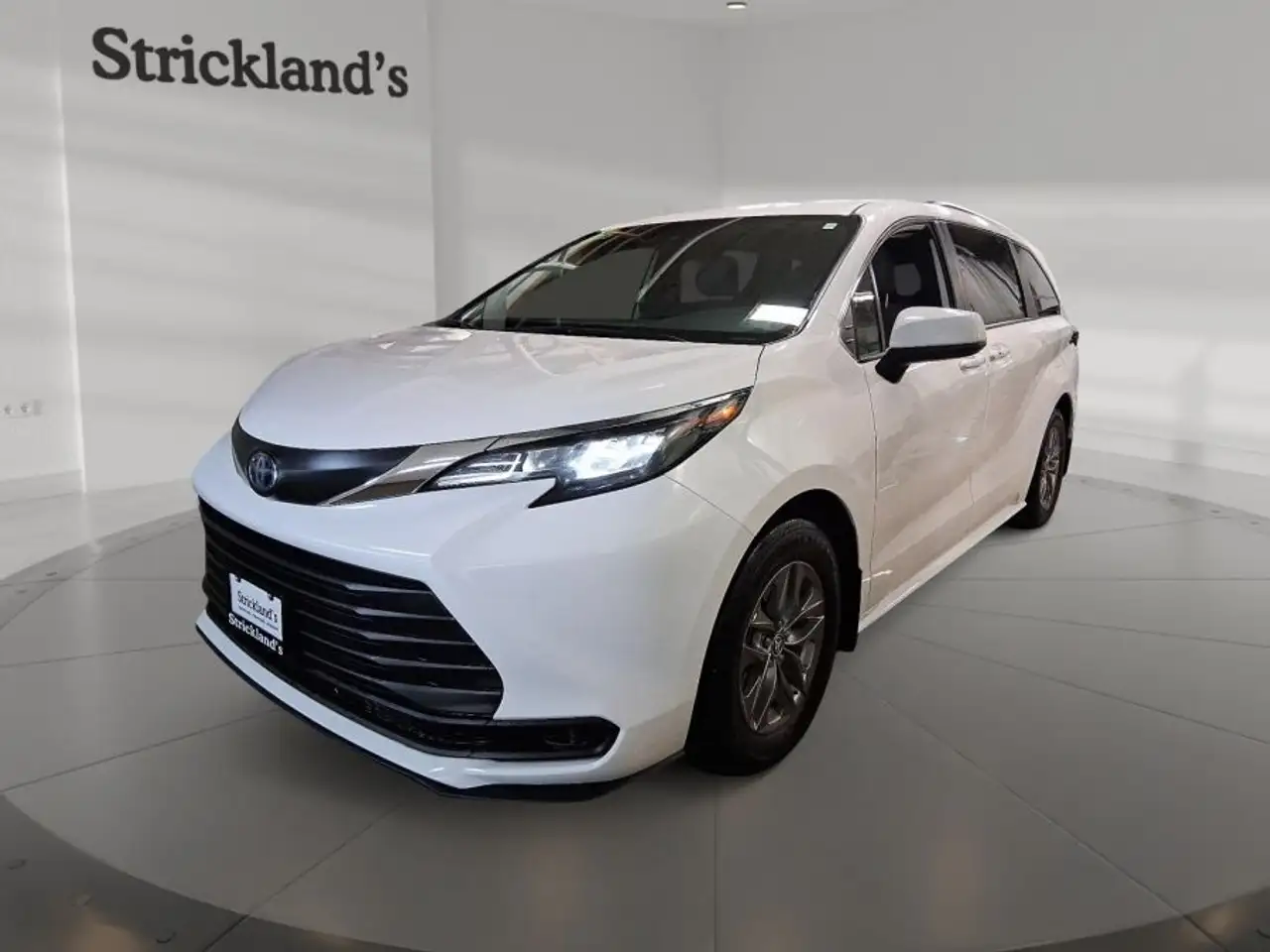 2025 Toyota Sienna