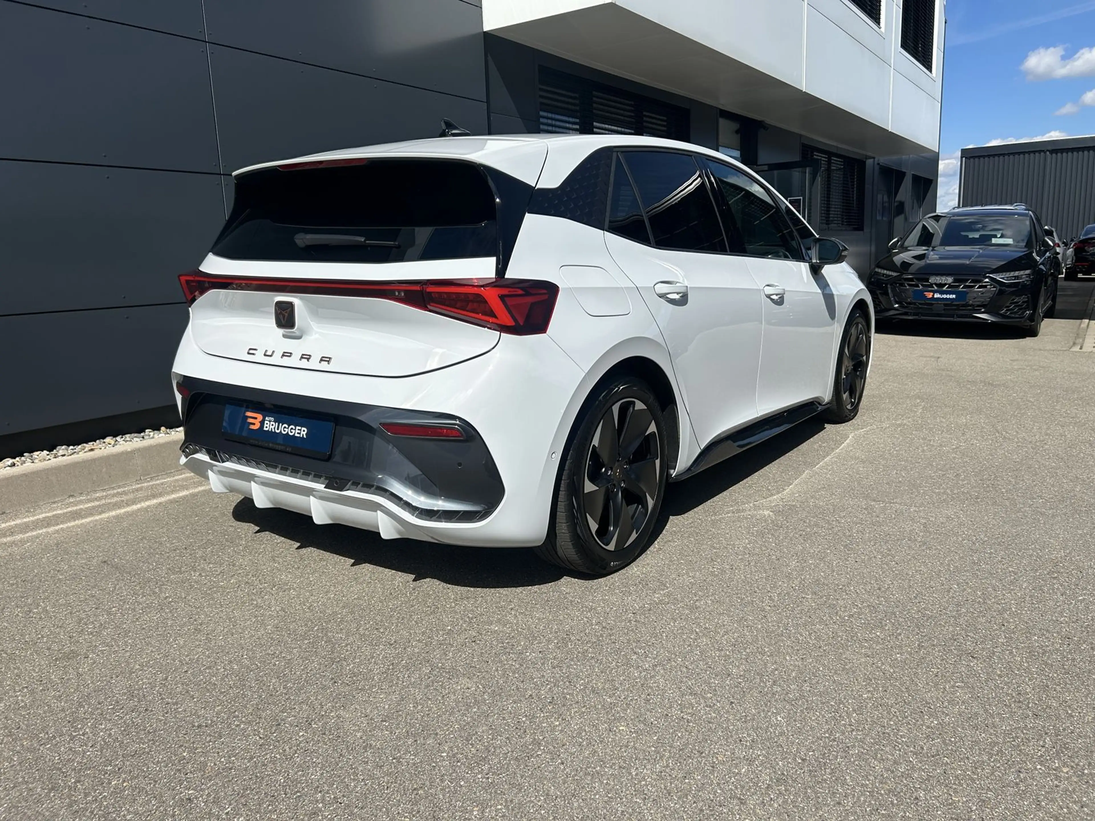 CUPRA Born 170 kW 58 kWh LED NAVI 360° ACC SH CarPlay — photo 6