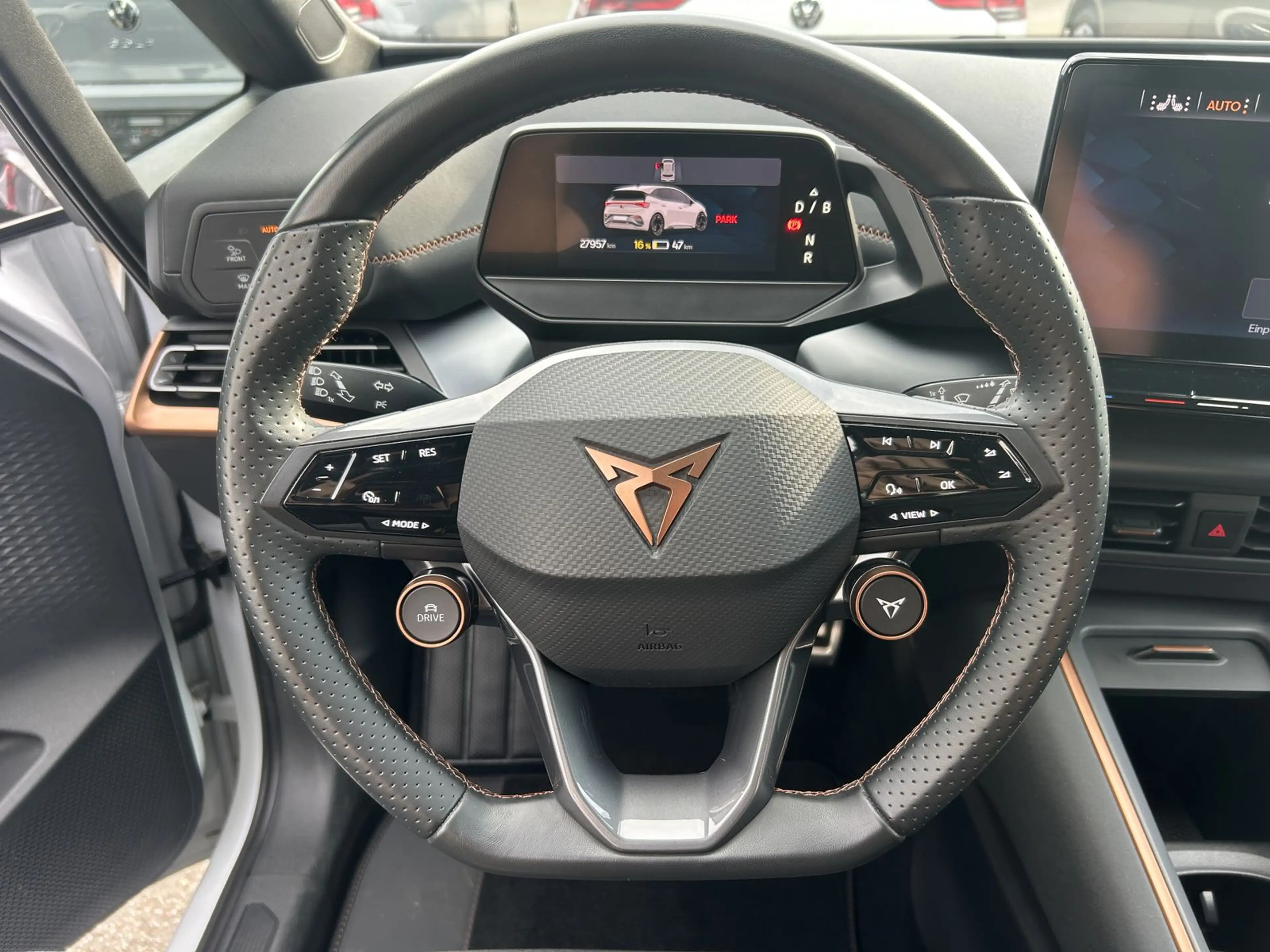 CUPRA Born 170 kW 58 kWh LED NAVI 360° ACC SH CarPlay — photo 10