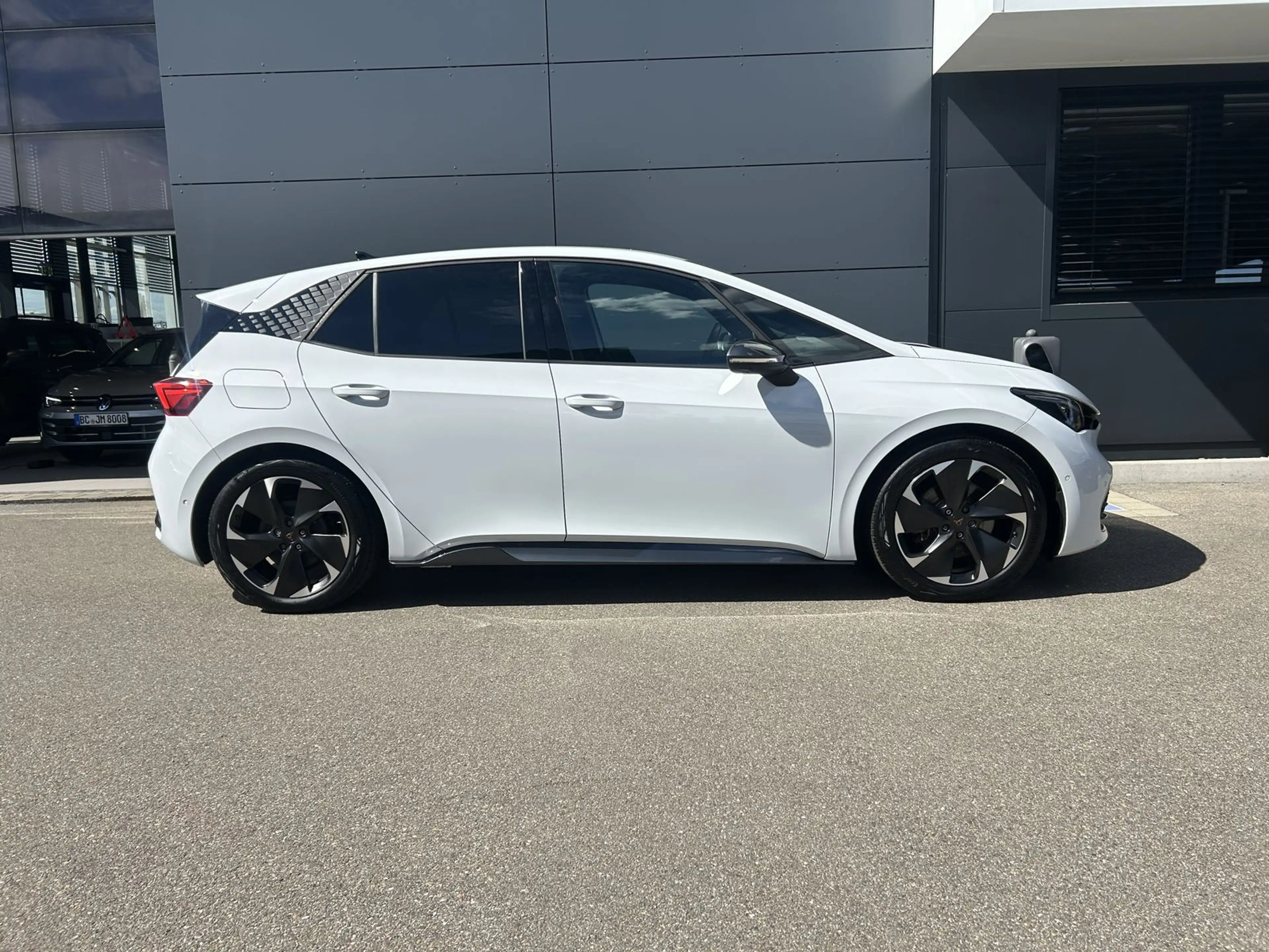 CUPRA Born 170 kW 58 kWh LED NAVI 360° ACC SH CarPlay — photo 7