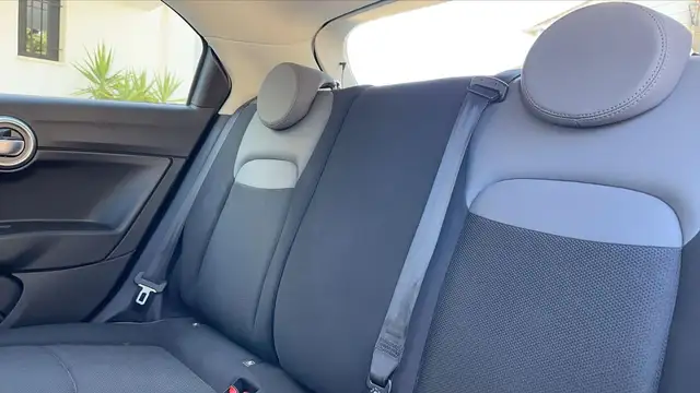 Fiat 500x view 9