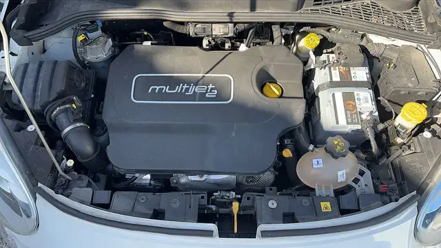 Fiat 500x view 15