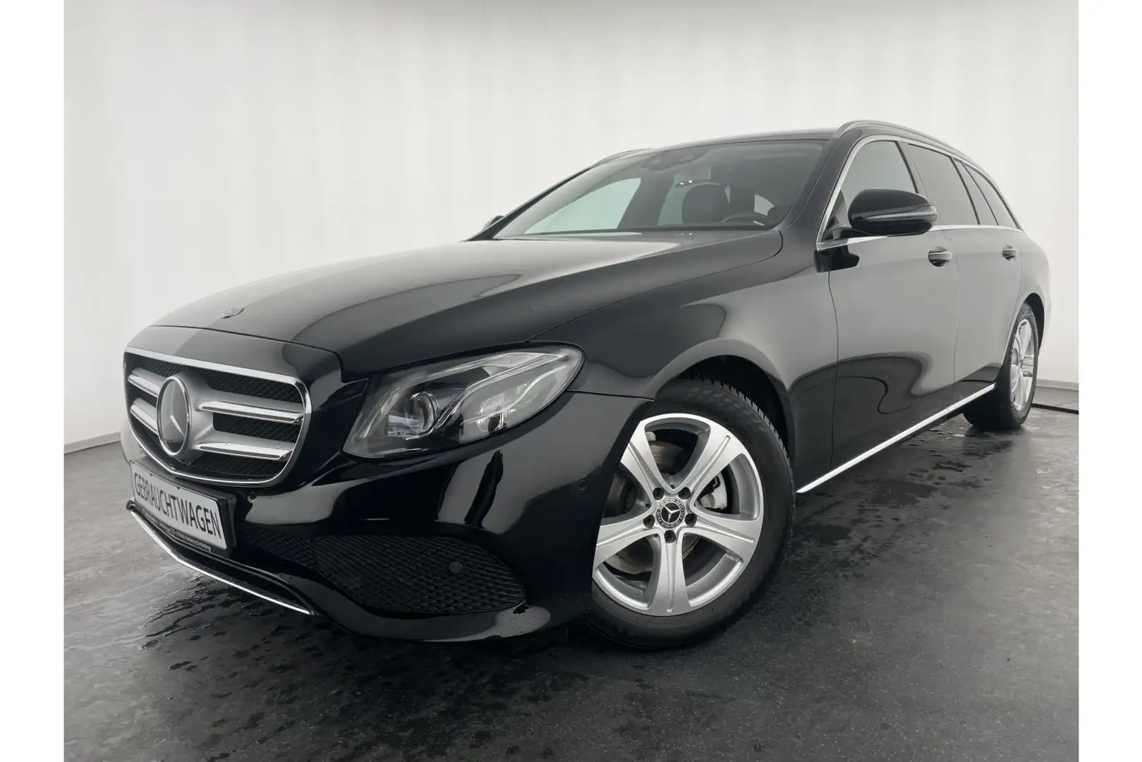 Mercedes-Benz E 220 E-Klasse T-Modell Avantgarde E 220 d T *LED*SHZ*PDC*Kamera*Klima*WINTER* Noir - 1