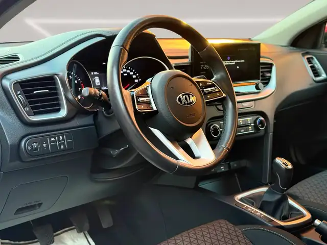 Kia Ceed view 10