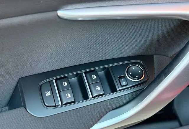 Kia Ceed view 11