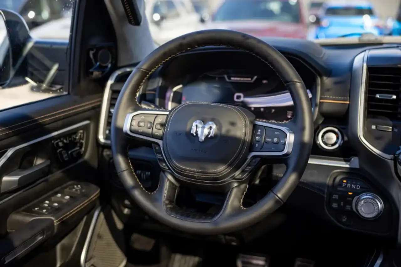 RAM 1500 снимка RAM 1500