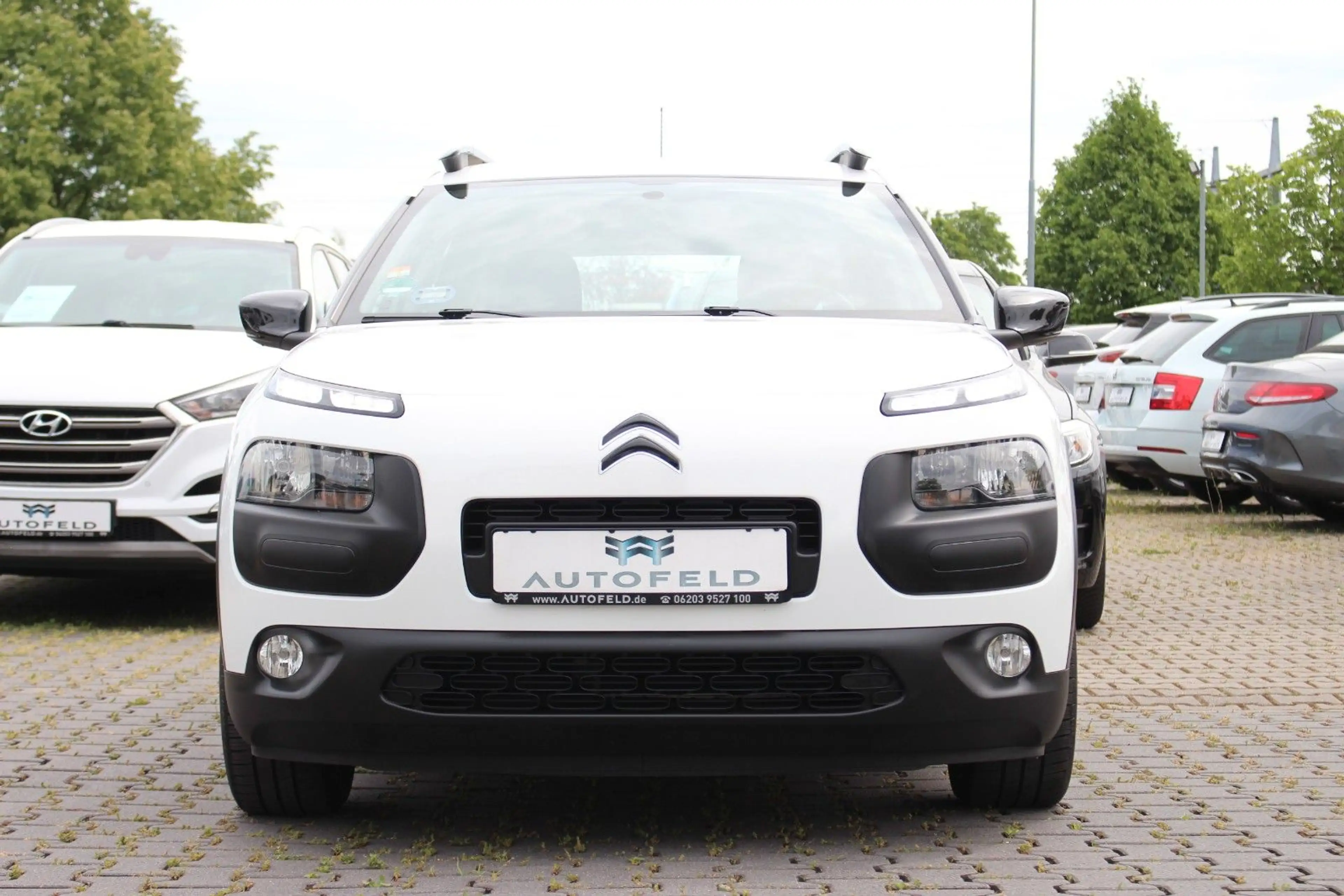 Citroen C4 Cactus Selection/SHEFT/KLIMA/PDC/RCAM/SHZ/BT/ — photo 2