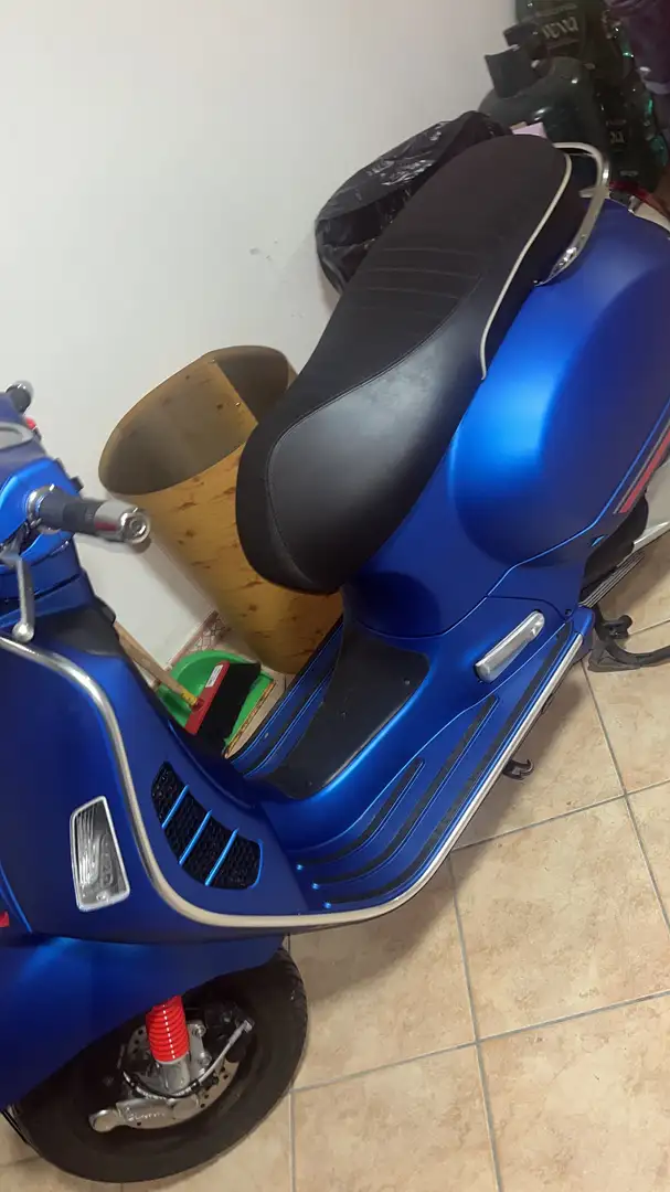 Piaggio GTS 300 super sport - 2