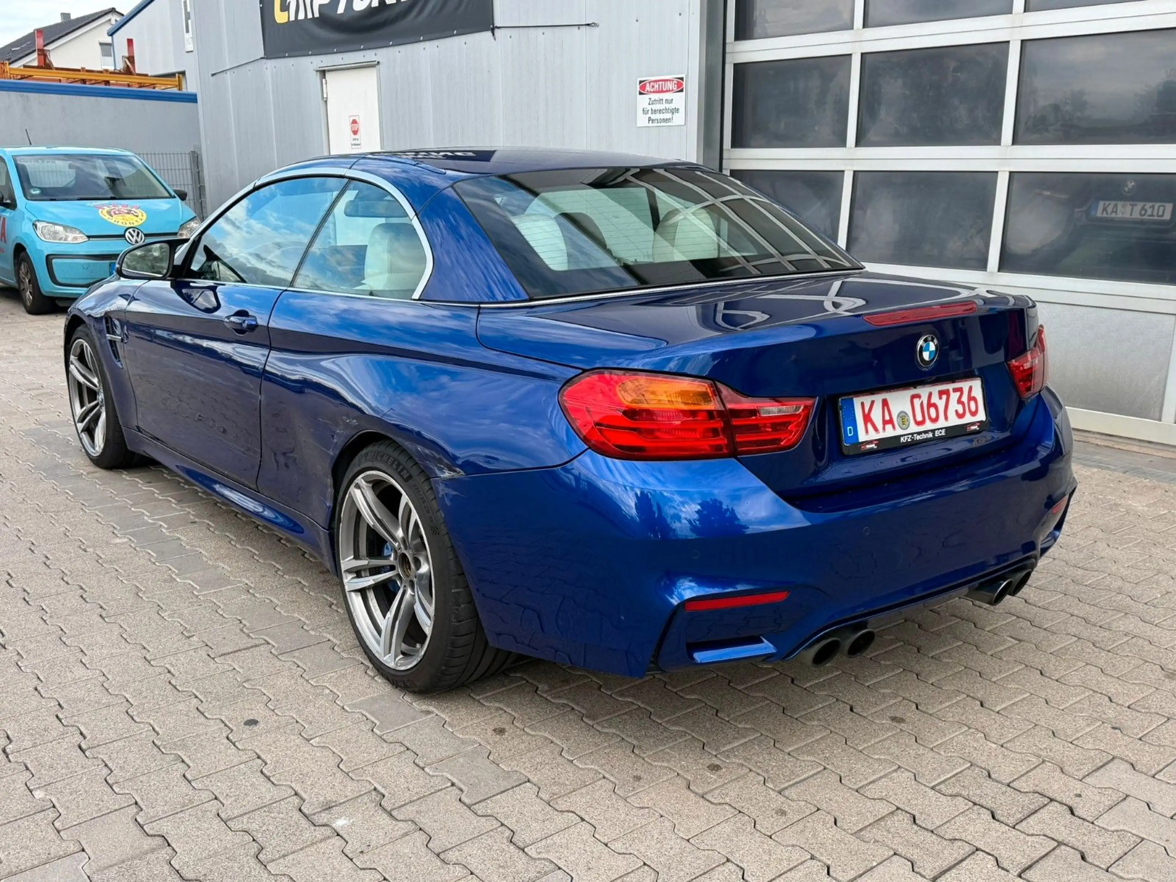 BMW M4 Cabrio DKG HarmanKard MwSt. 2. Hand Deutsch — photo 3