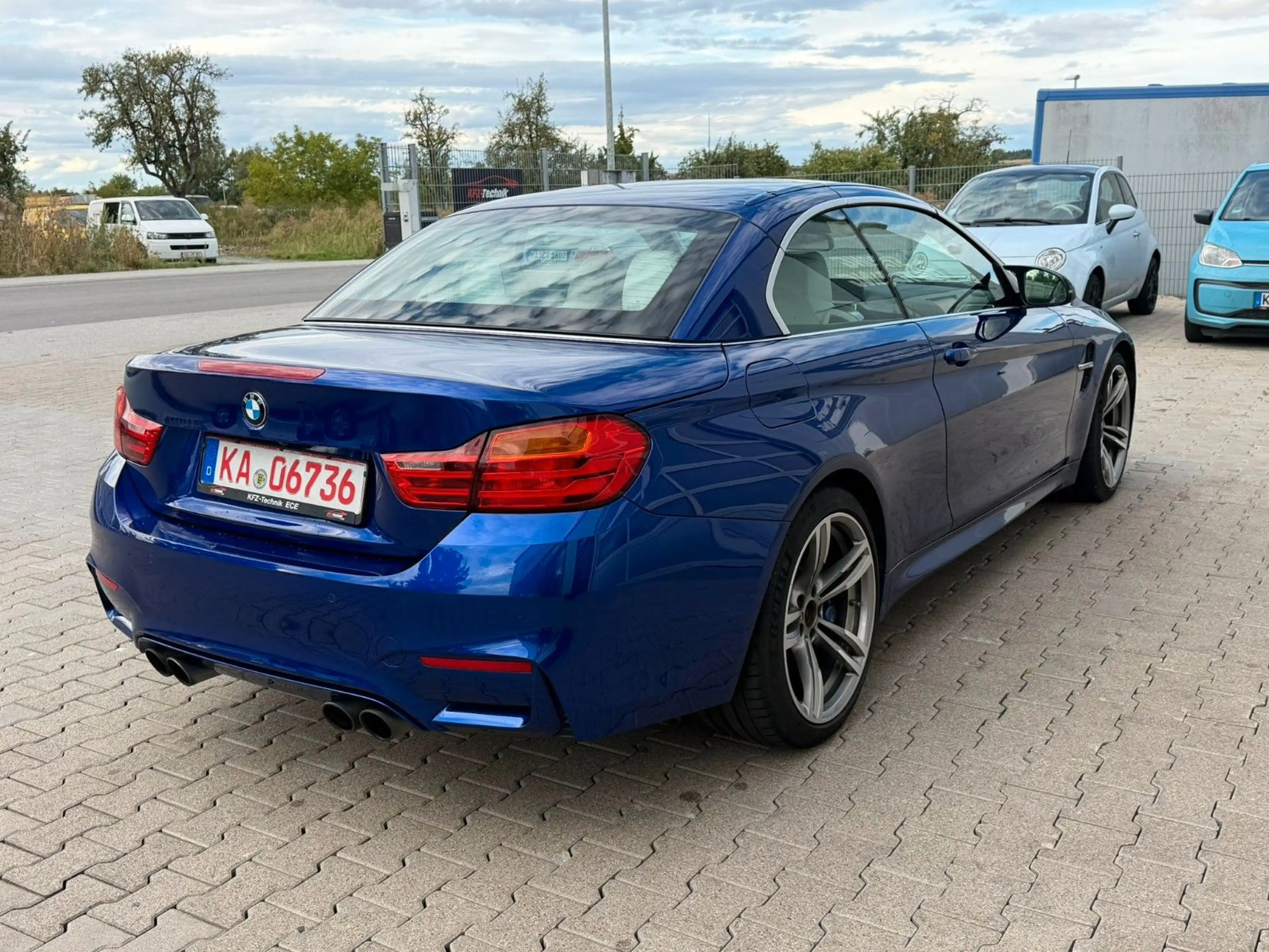 BMW M4 Cabrio DKG HarmanKard MwSt. 2. Hand Deutsch — photo 4