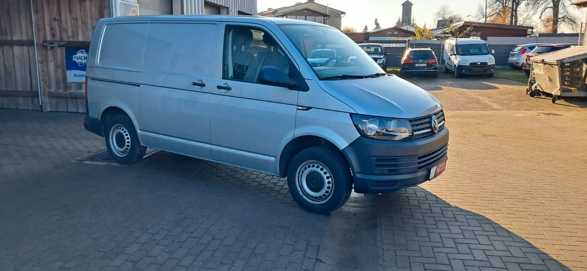 Volkswagen Transporter T6 DSG Kurz Silber - 2