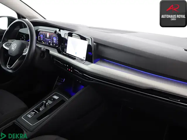 Volkswagen Golf view 9