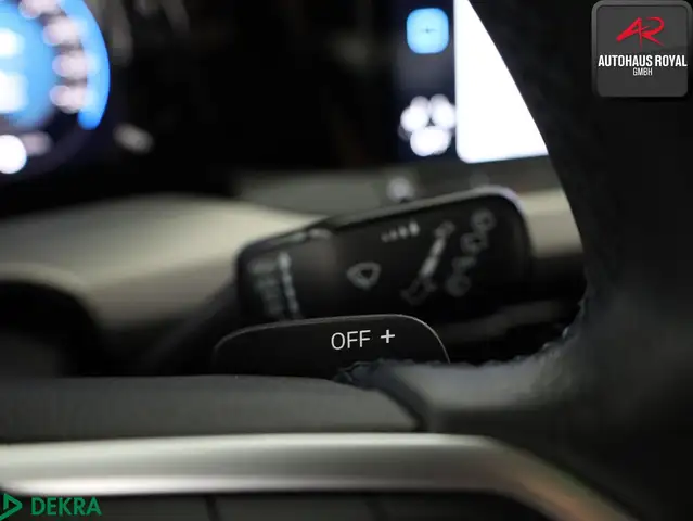 Volkswagen Golf view 15