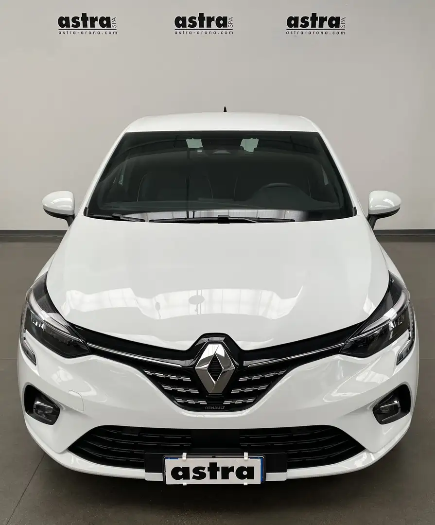 Renault Clio Hybrid E-Tech 140 CV 5 porte R.S. Line Bianco - 2