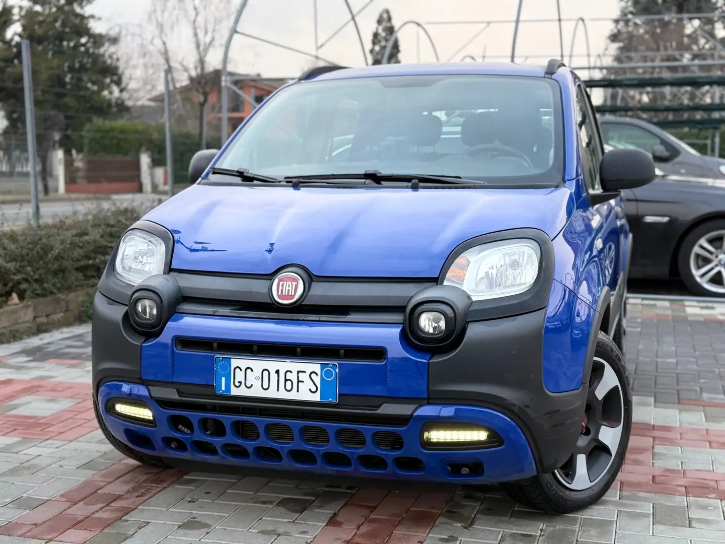 Fiat Panda 1.0 FireFly S&S Hybrid City Cross Blu/Azzurro - 1