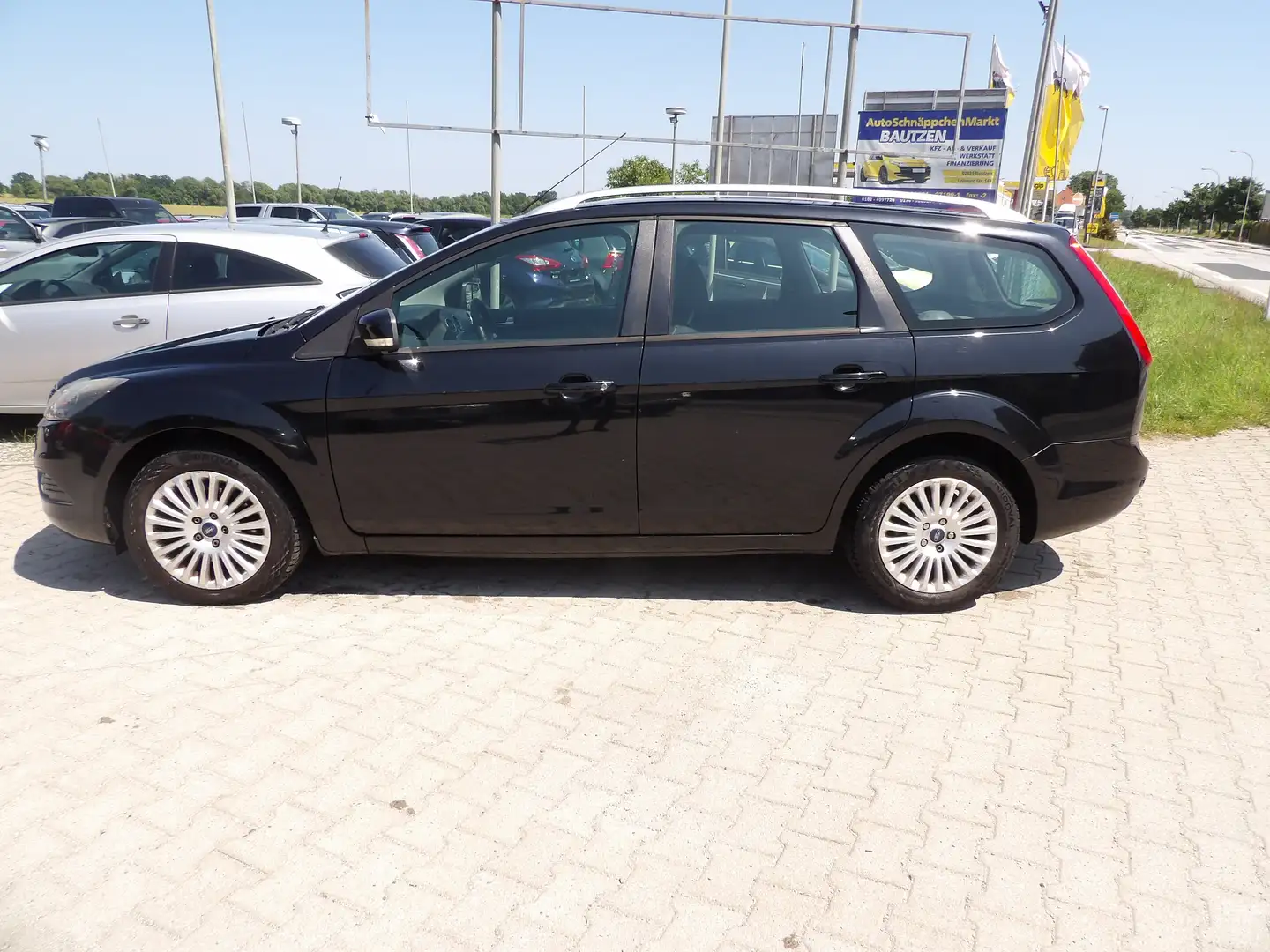 Ford Focus Titanium Automatik Alu. PDC Klima Sitzh. HU AU Neu Schwarz - 2