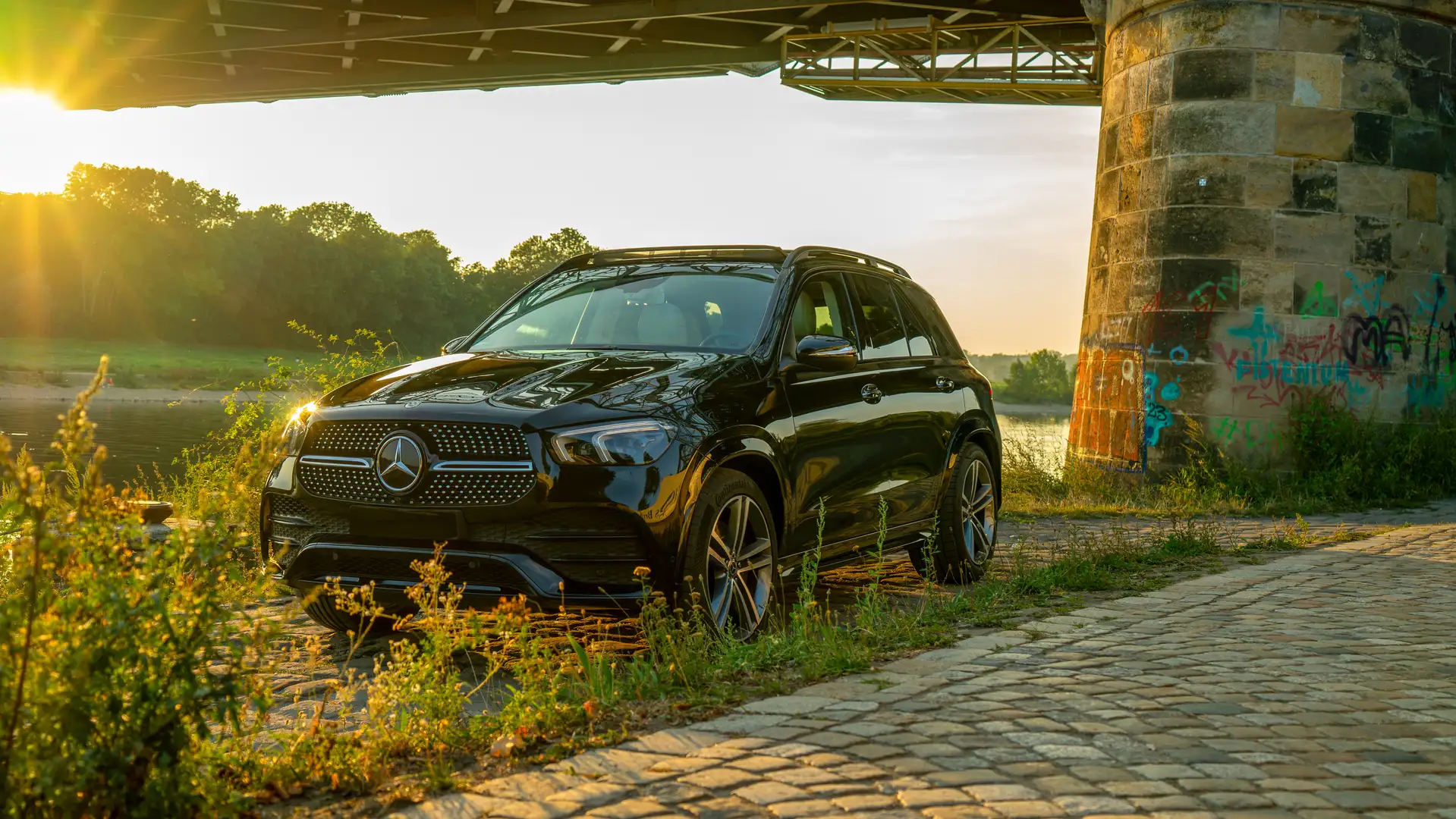 Mercedes-Benz GLE 400 AMG Line Černá - 1