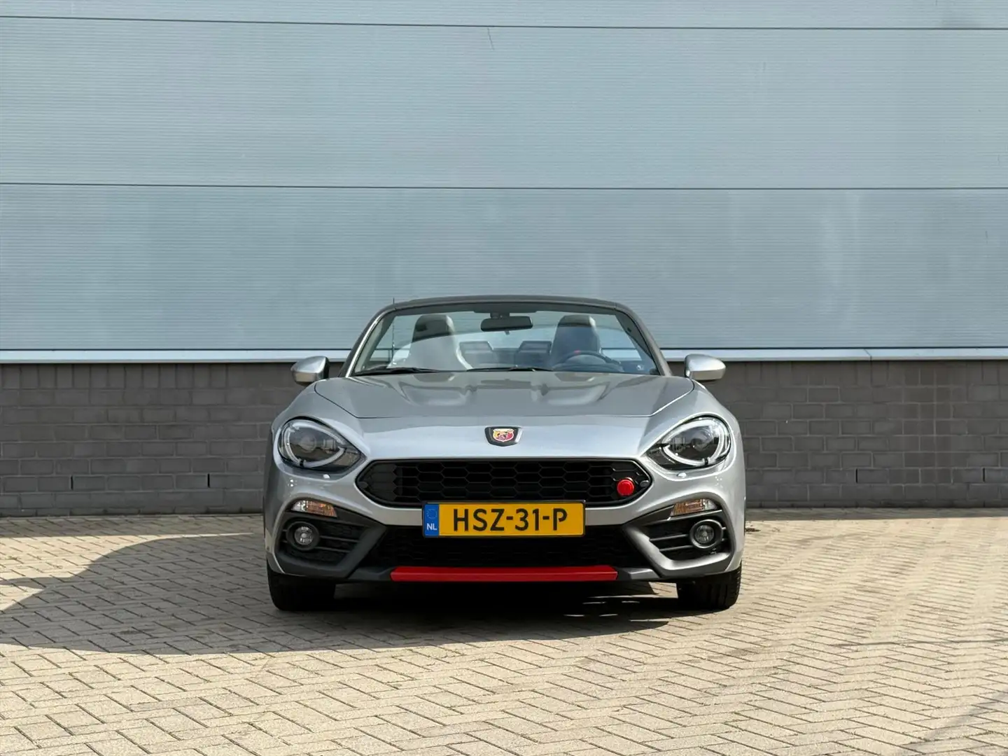 Fiat 124 Spider Abarth 1.4 Turbo 16v 170pk Automaat | Navi | Stoel Gris - 2