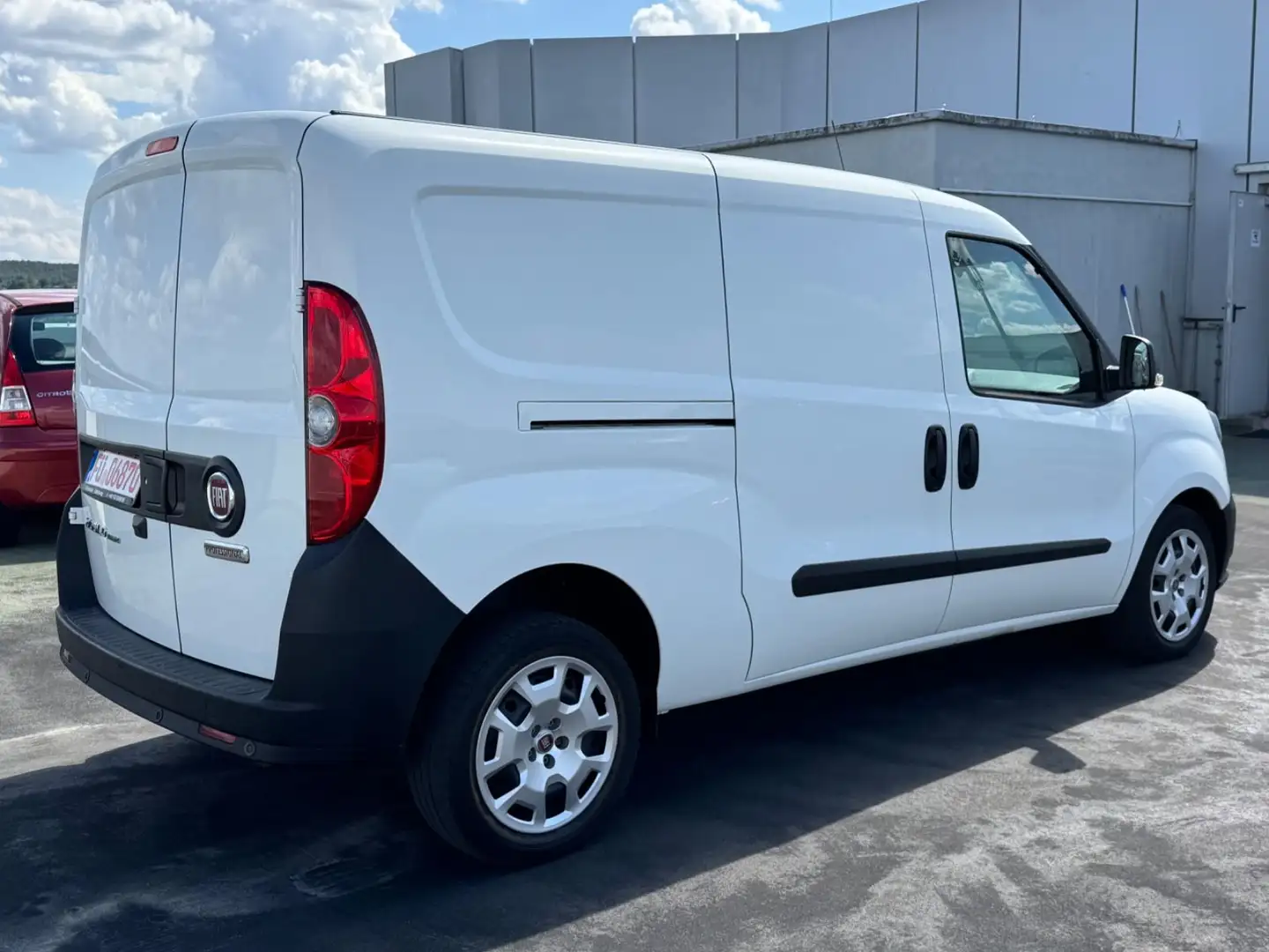 Fiat Doblo SX 1.6 JTD 88KW Maxi Kasten Klima PDC KAM Biały - 2