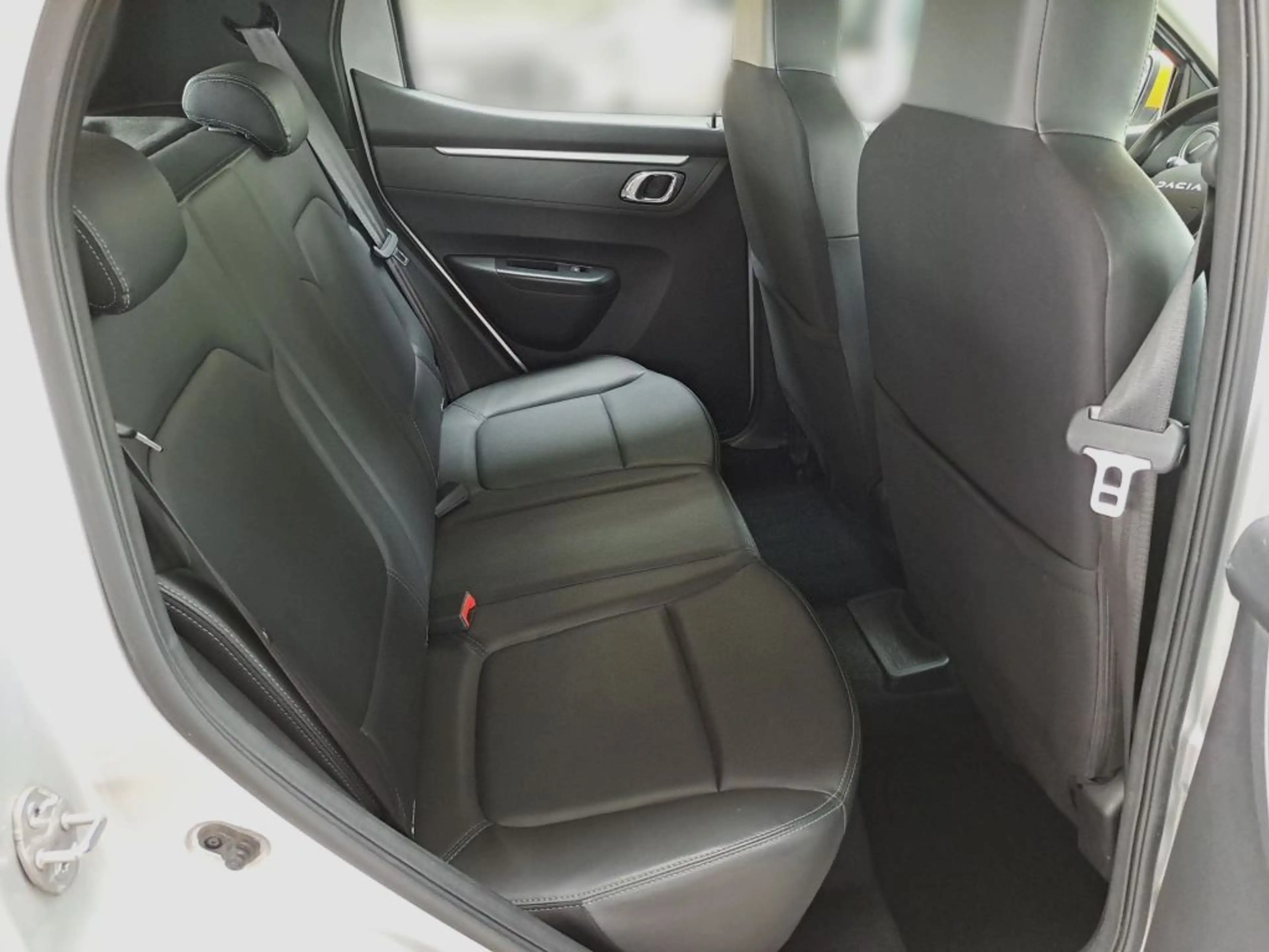 Dacia Spring ESSENTIAL BAH+DACIA RADIO+DACIA APP — photo 15