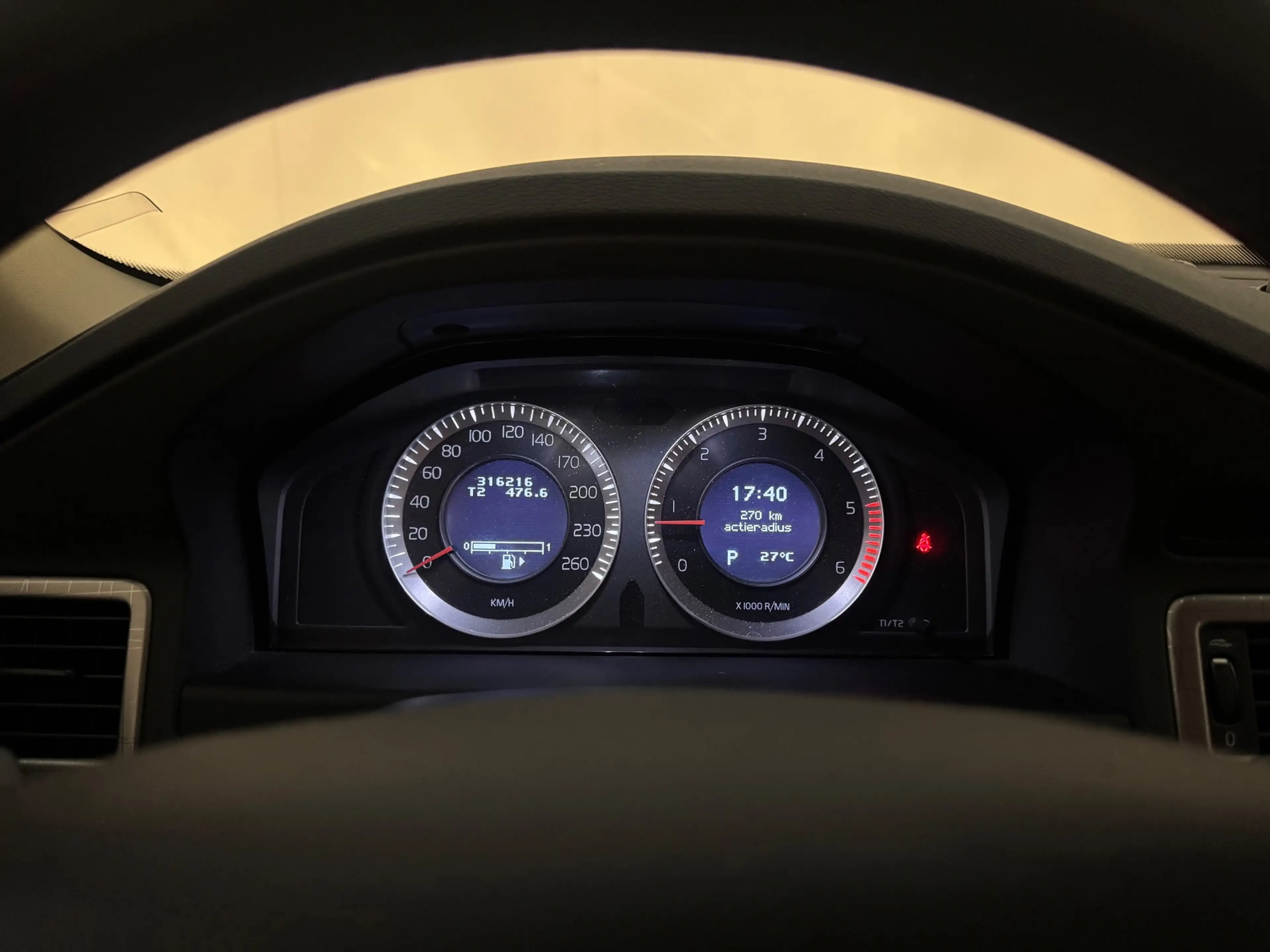 Volvo XC70 2.4 D5 Summum Aut/Trekhaak — photo 12