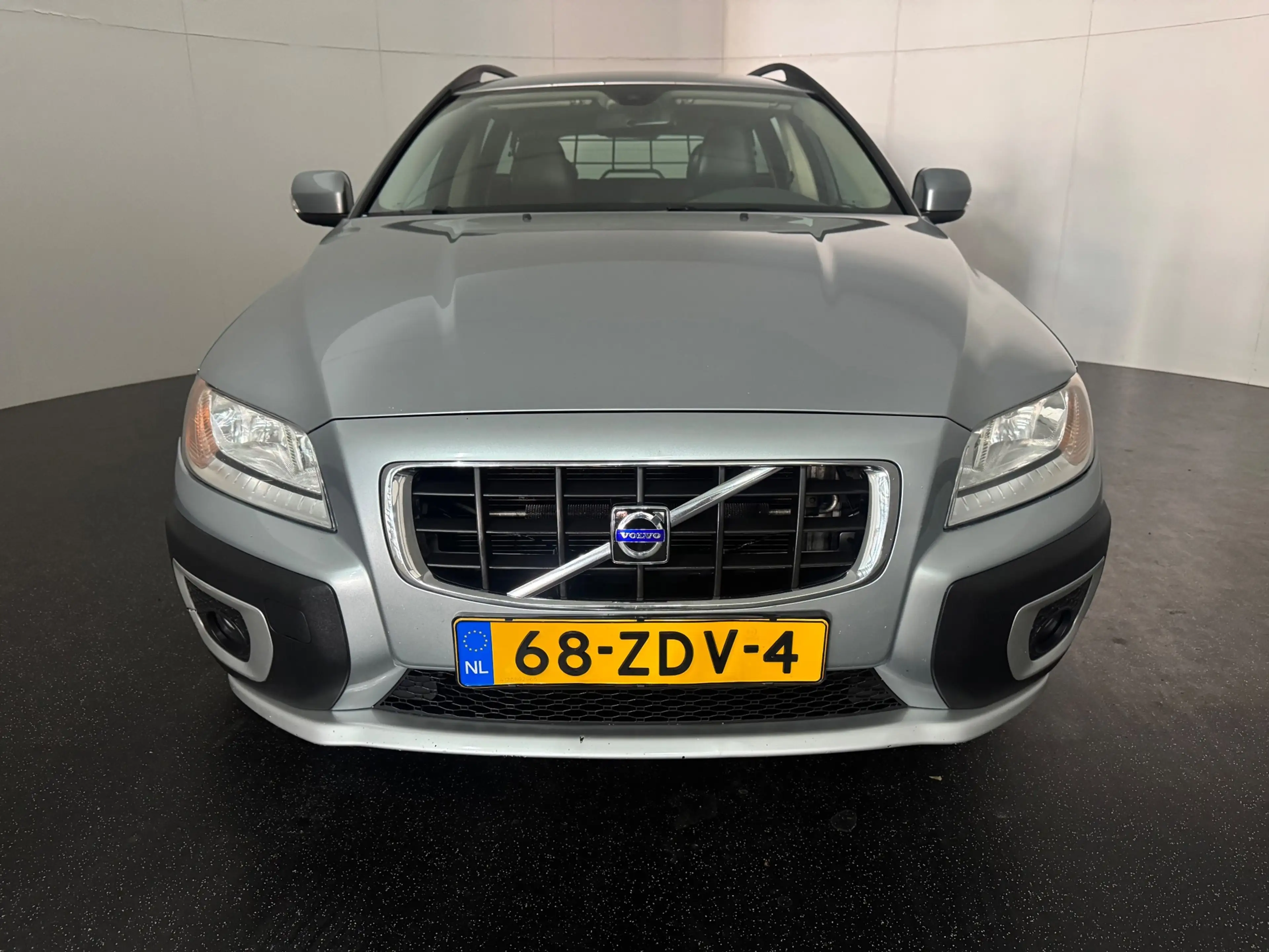 Volvo XC70 2.4 D5 Summum Aut/Trekhaak — photo 11