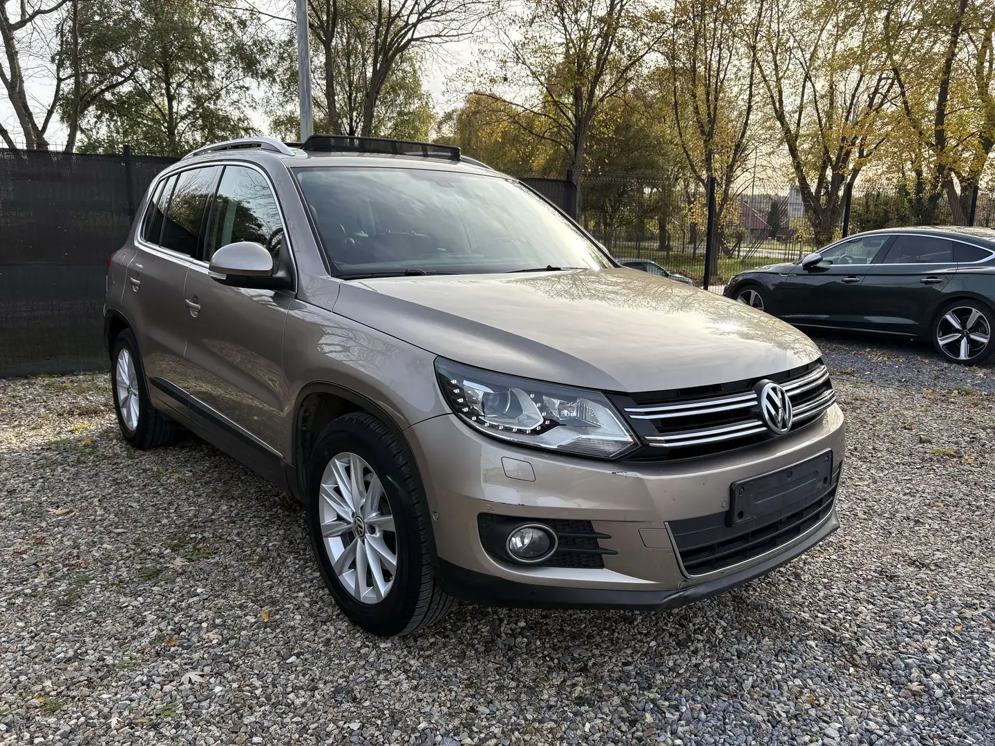 Volkswagen Tiguan Tiguan 2.0 TDi 1E PROP-NAVI-CUIR-PANO-FRAIS CAR Beige - 2