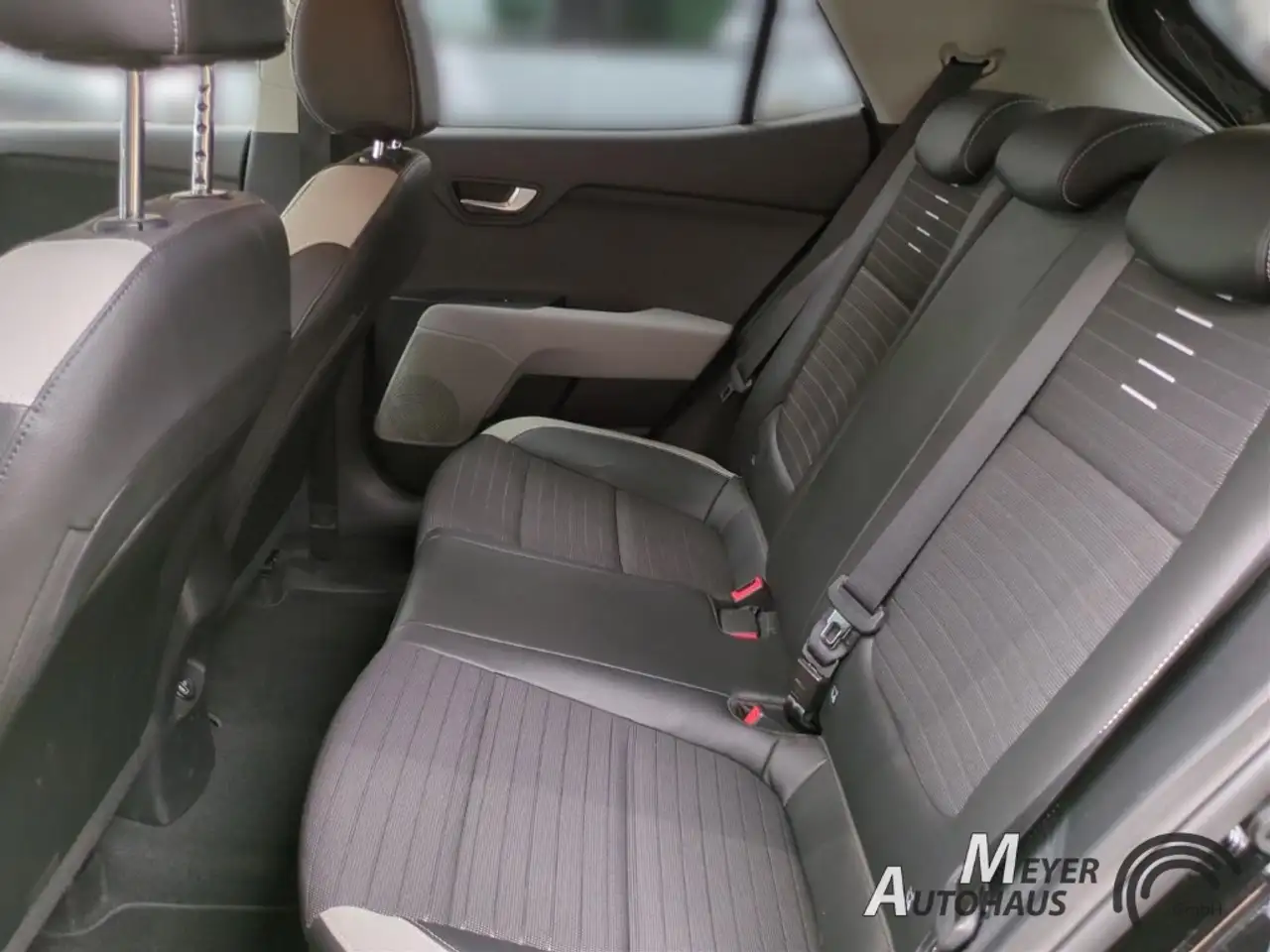 Kia Stonic 1.0 T-GDI DCT Spirit +Navi+Parksensoren+Rückfahrka 9