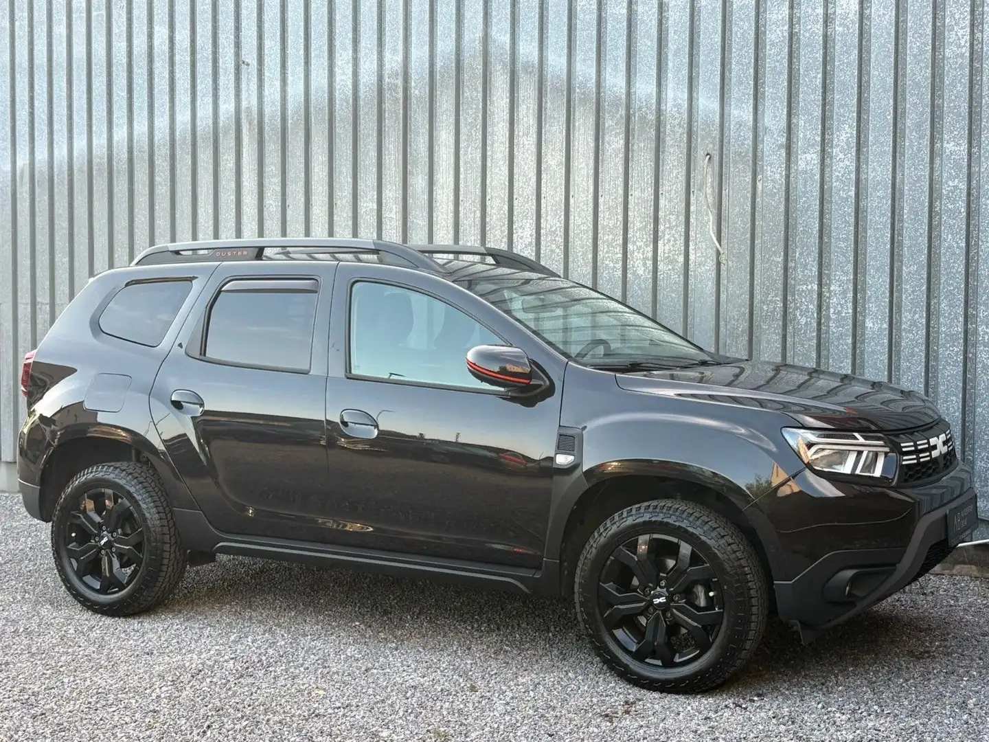 Dacia Duster II Extreme 4WD°LEDER°KAMERA°LED° Noir - 1