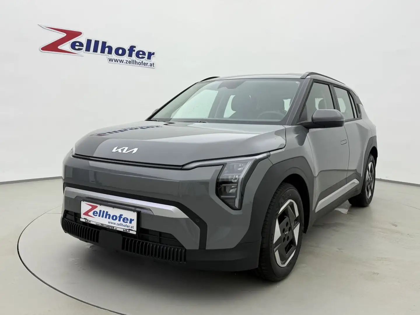 Kia EV3 FWD 56,7kWh Standard Range Air Grau - 1