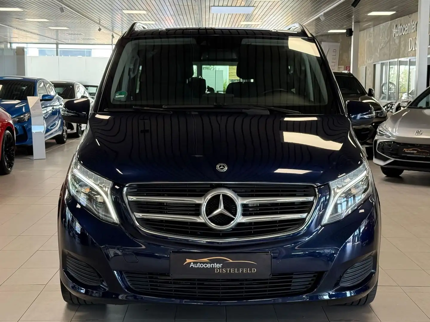 Mercedes-Benz 220 CDI/BT/d EDITION lang LED AHK Kamera Blau - 2