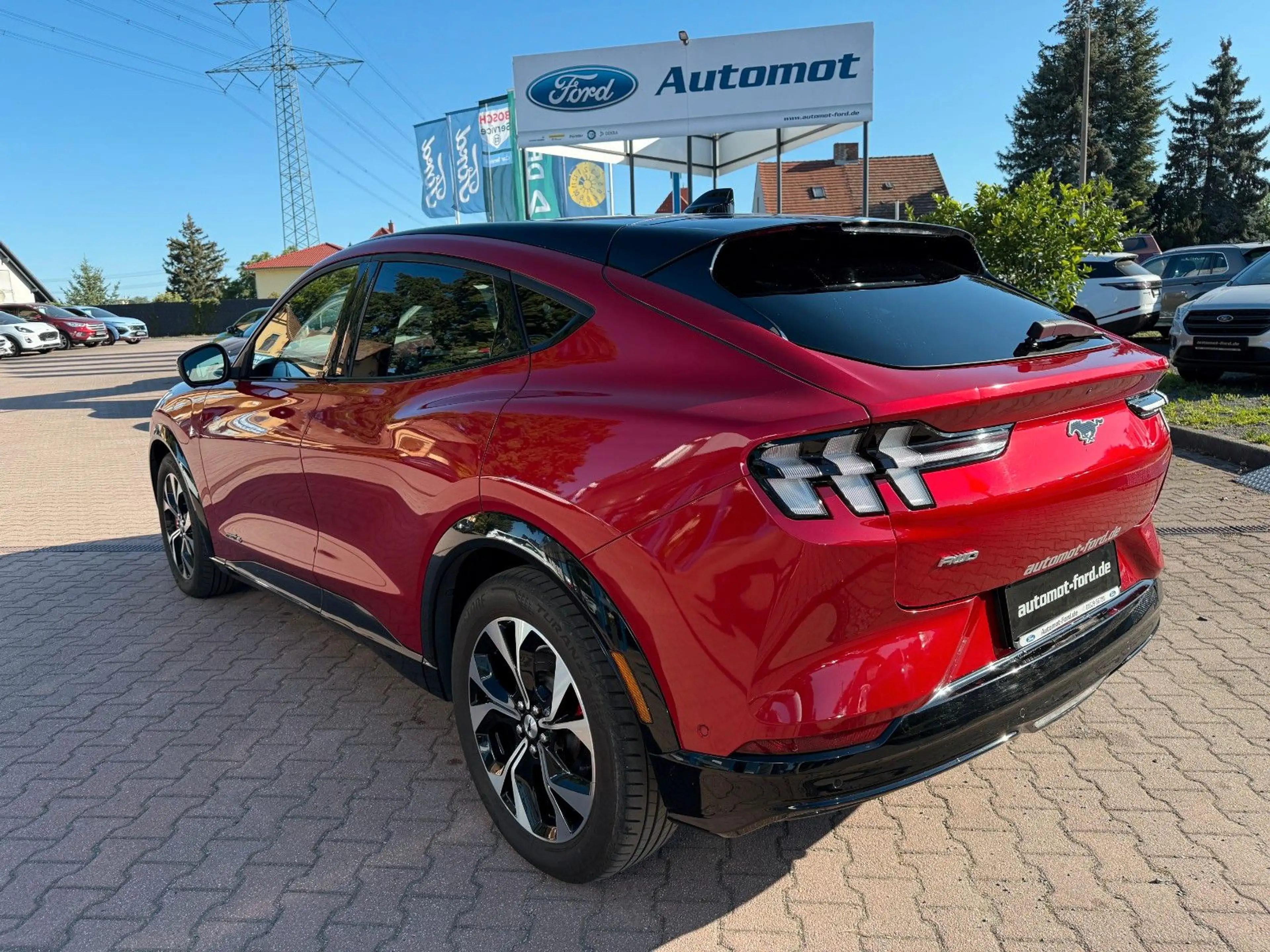 Ford Mustang Mach-E AWD*LED*DAB*Navi*ACC — photo 4