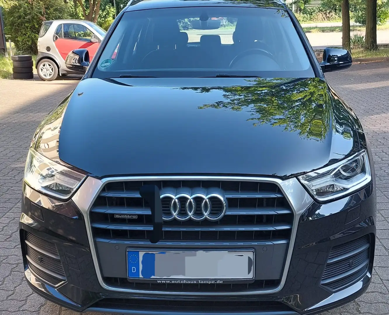 Audi Q3 sport quattro Automatik Navi Schwarz - 1