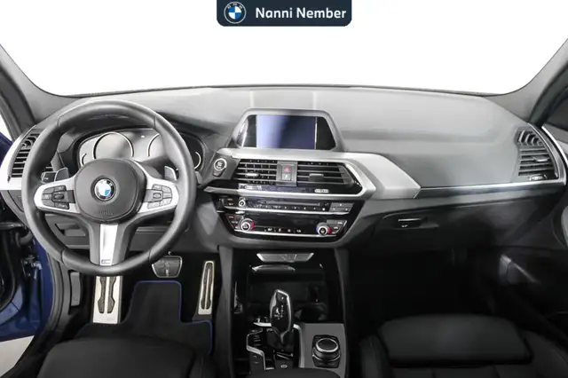 BMW X3 view 11