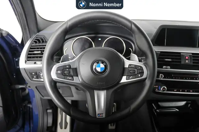 BMW X3 view 10