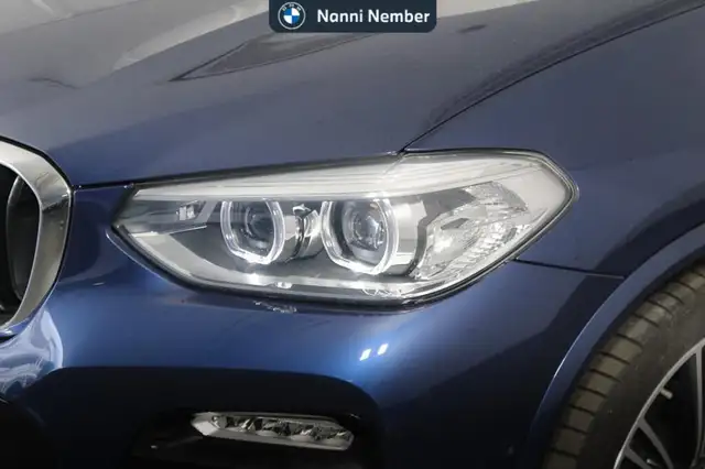 BMW X3 view 5