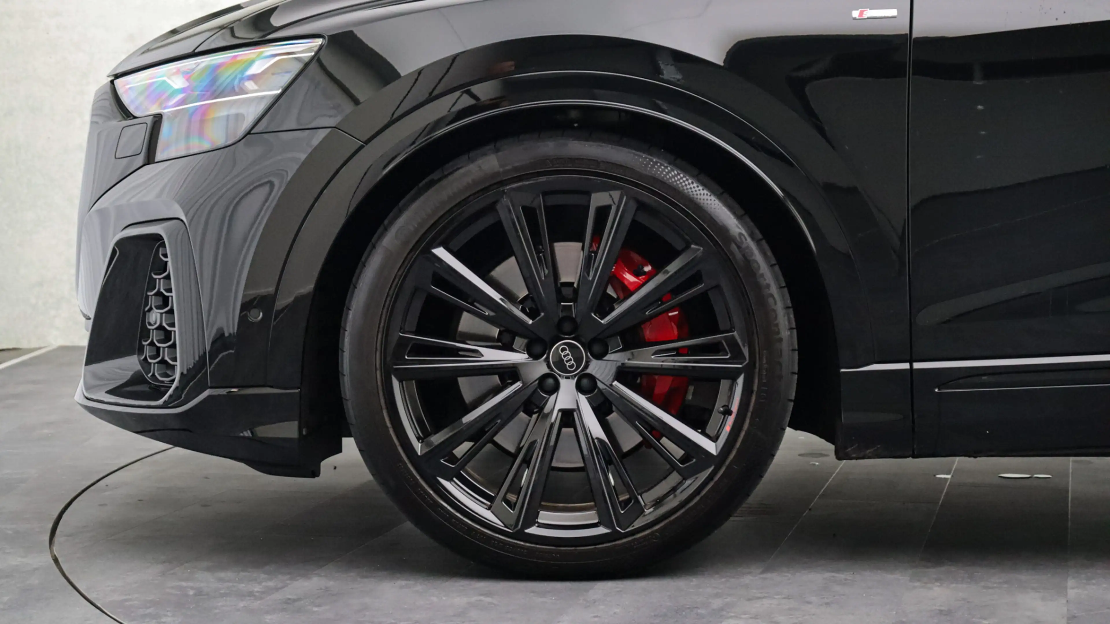 Audi Q8 60 TFSI e quattro Pro Line S Competition | B&O | M — photo 6