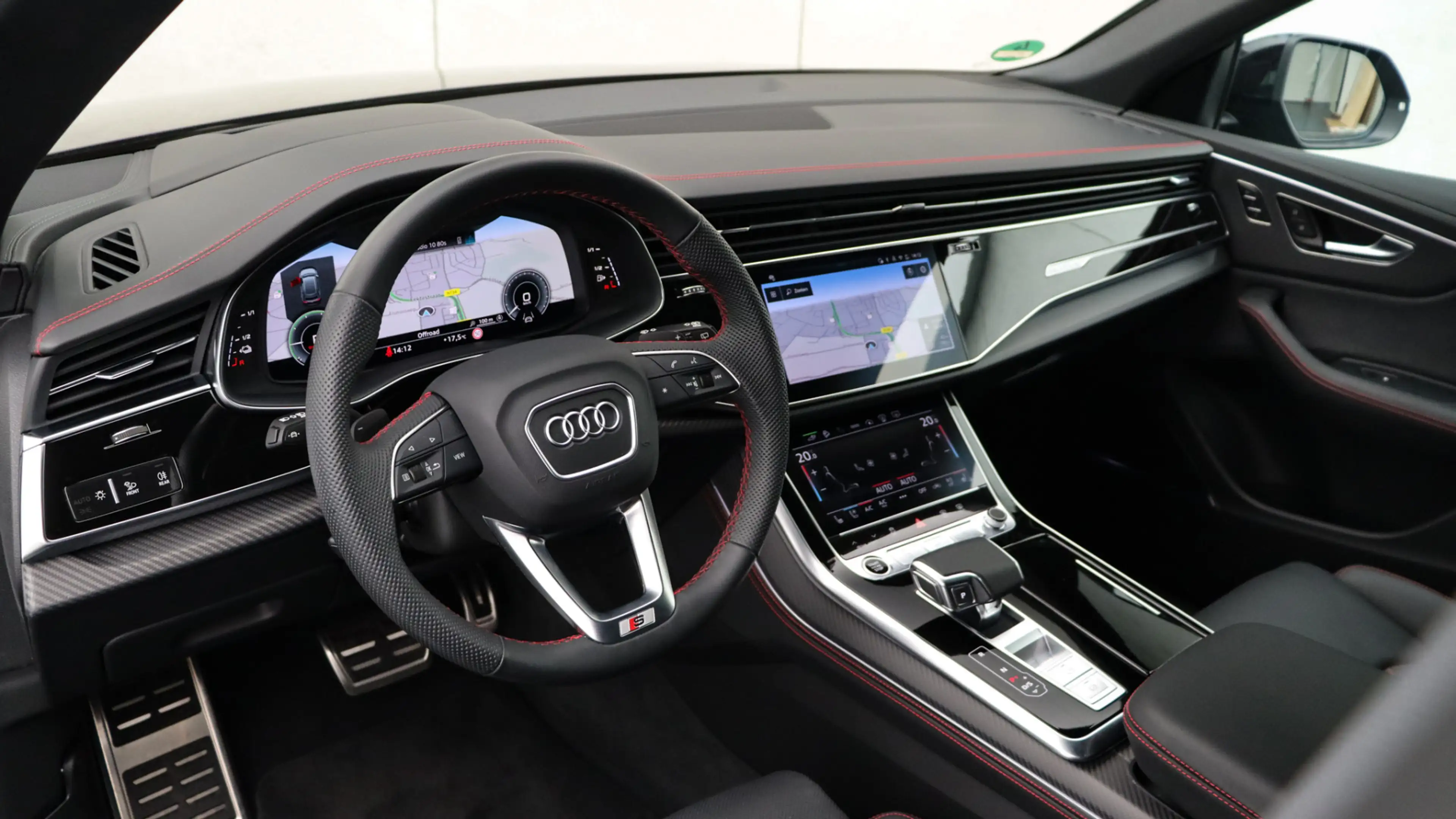 Audi Q8 60 TFSI e quattro Pro Line S Competition | B&O | M — photo 8