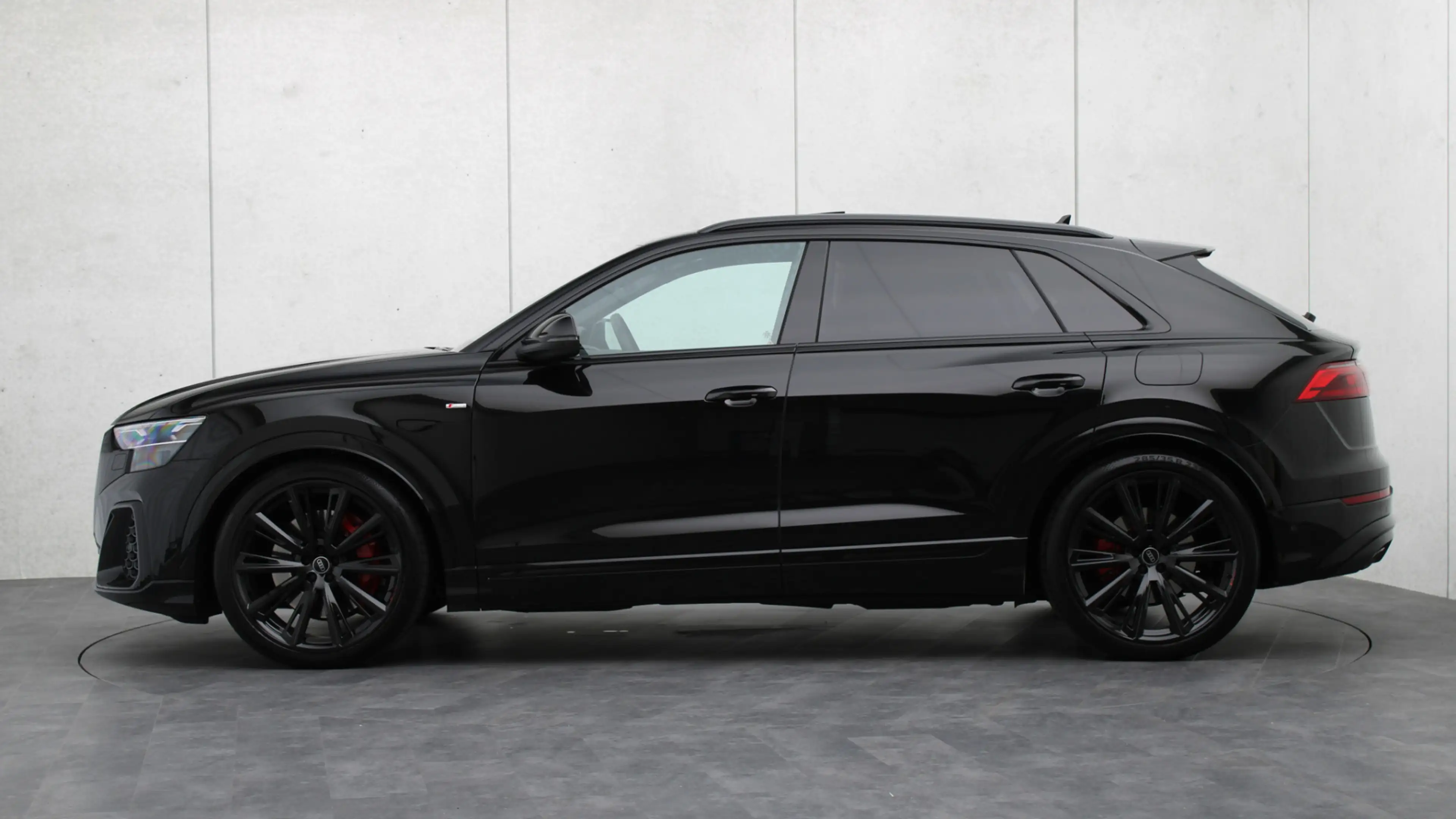 Audi Q8 60 TFSI e quattro Pro Line S Competition | B&O | M — photo 2