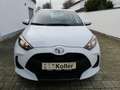 Toyota Yaris 1,0 Comfort Klima Kamera CarPlay Tempomat Weiß - thumbnail 5