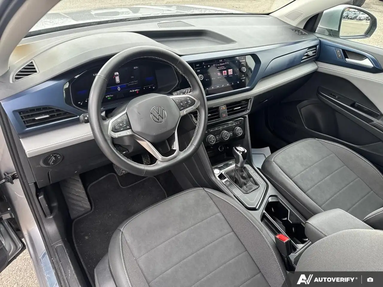 Volkswagen Taos снимка Volkswagen Taos