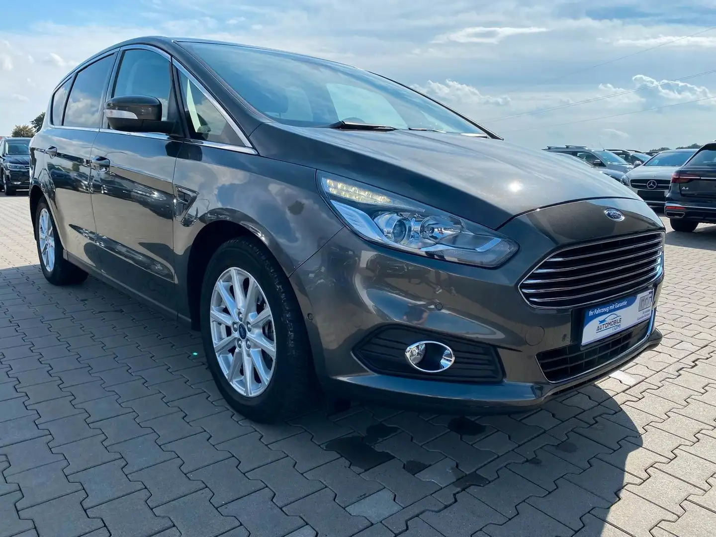 Ford S-Max S-MAX Titanium|PANO|7SITZE|NAVI Gris - 1