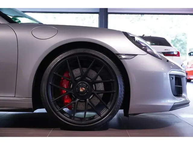 Porsche Targa view 7