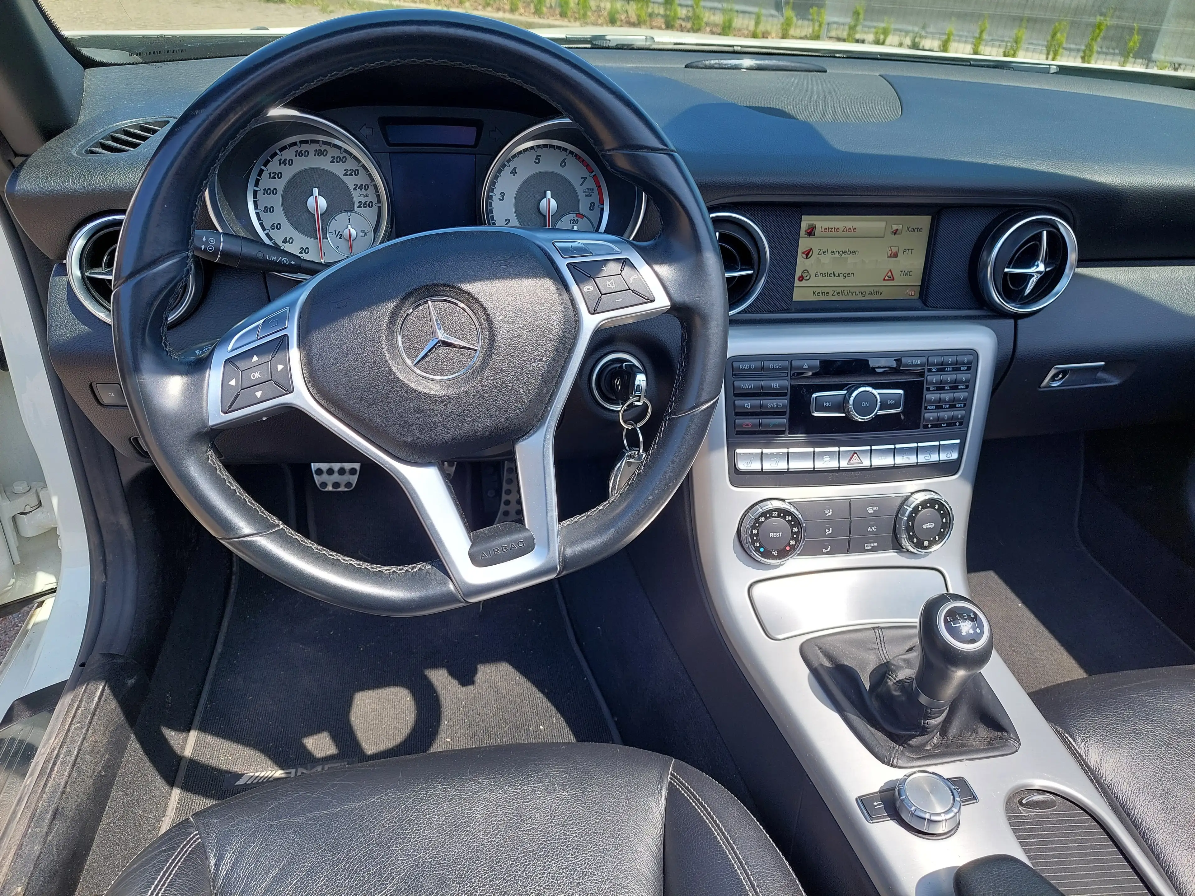 Mercedes-Benz SLK 200 SLK 200 BlueEfficiency,Leder,Xenon,Navi,Tüv4/27 — photo 15